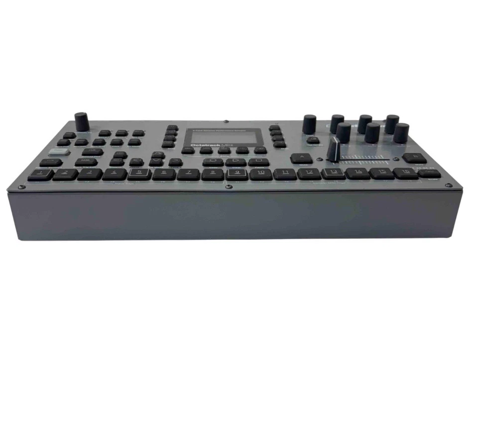 Elektron Octatrack MKII Eight Track Dynamic Performance Sampler - Image 3 of 4