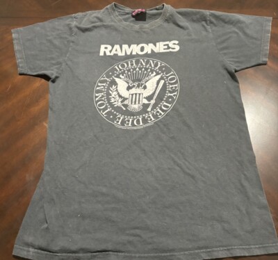 THE RAMONES SEAL LOGO BLACK T-SHIRT SZ SMALL.