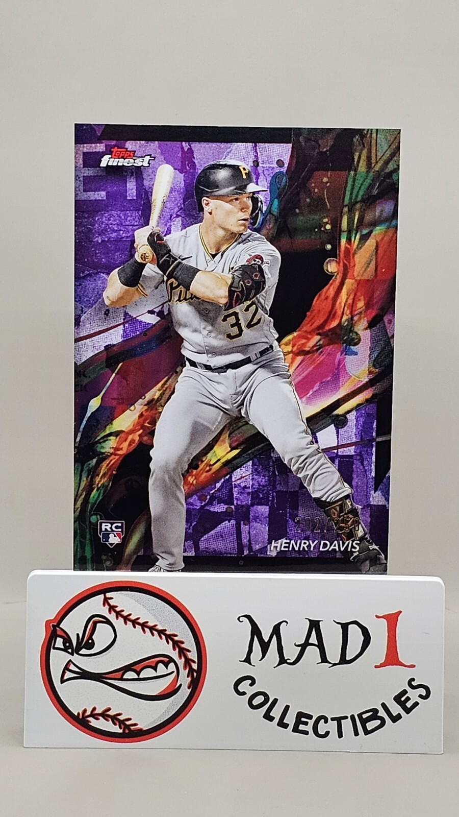 2024 Topps Finest Henry Davis 202/250 Common Purple Refractor Card #15