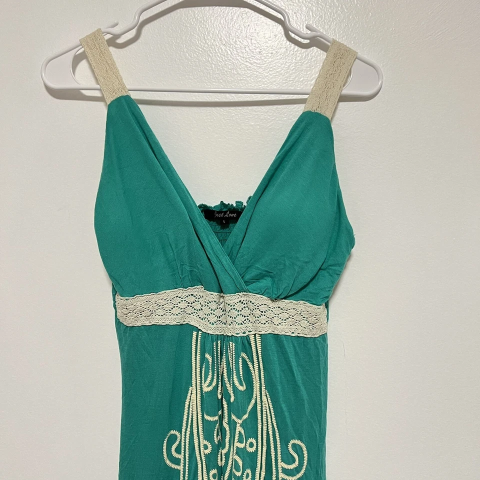 Maxi Vestido Just Love Verde Imperio Correas de Encaje Crudo Diseño Geométrico Para Mujer Grande Foto 2 de 4