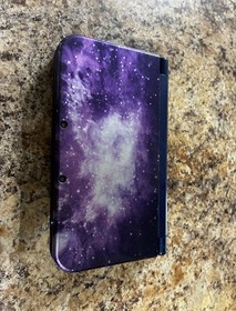 Nintendo 3DS XL Galaxy Edition Handheld System Purple With Stylus & Games 