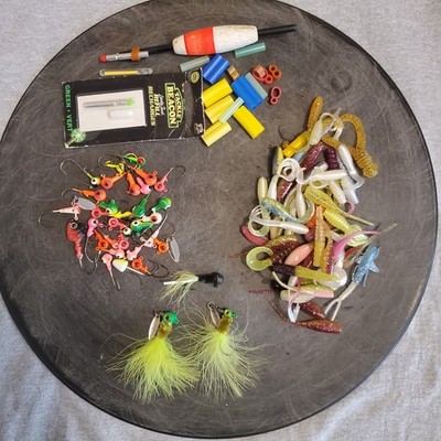 30 Assorted Jig Heads  1/8 And 1/16 Ounce Also Jig Bodies And Lights For Night