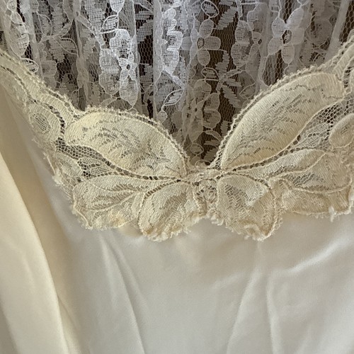 Vintage Ivory Lace Full Slip Dress Nylon USA Made Romantic Coquette SMALL EUC - Afbeelding 5 van 11