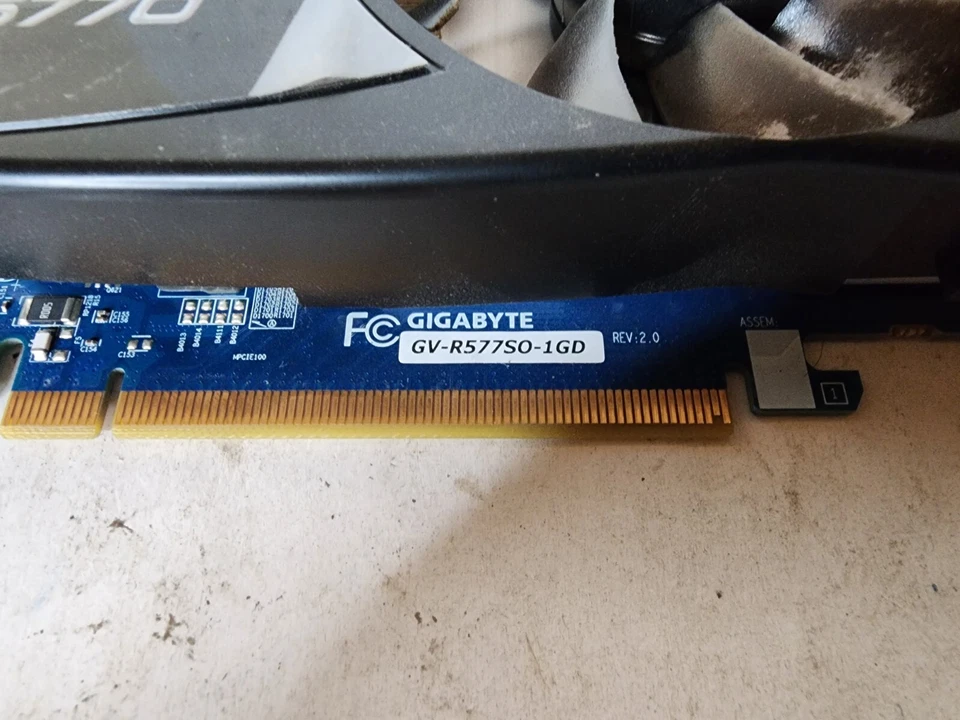 Gigabyte Technology GV-R577SO-1GD - Radeon HD 5770 1GB 128-BIT GDDR5 PCI Express - Image 3 of 4
