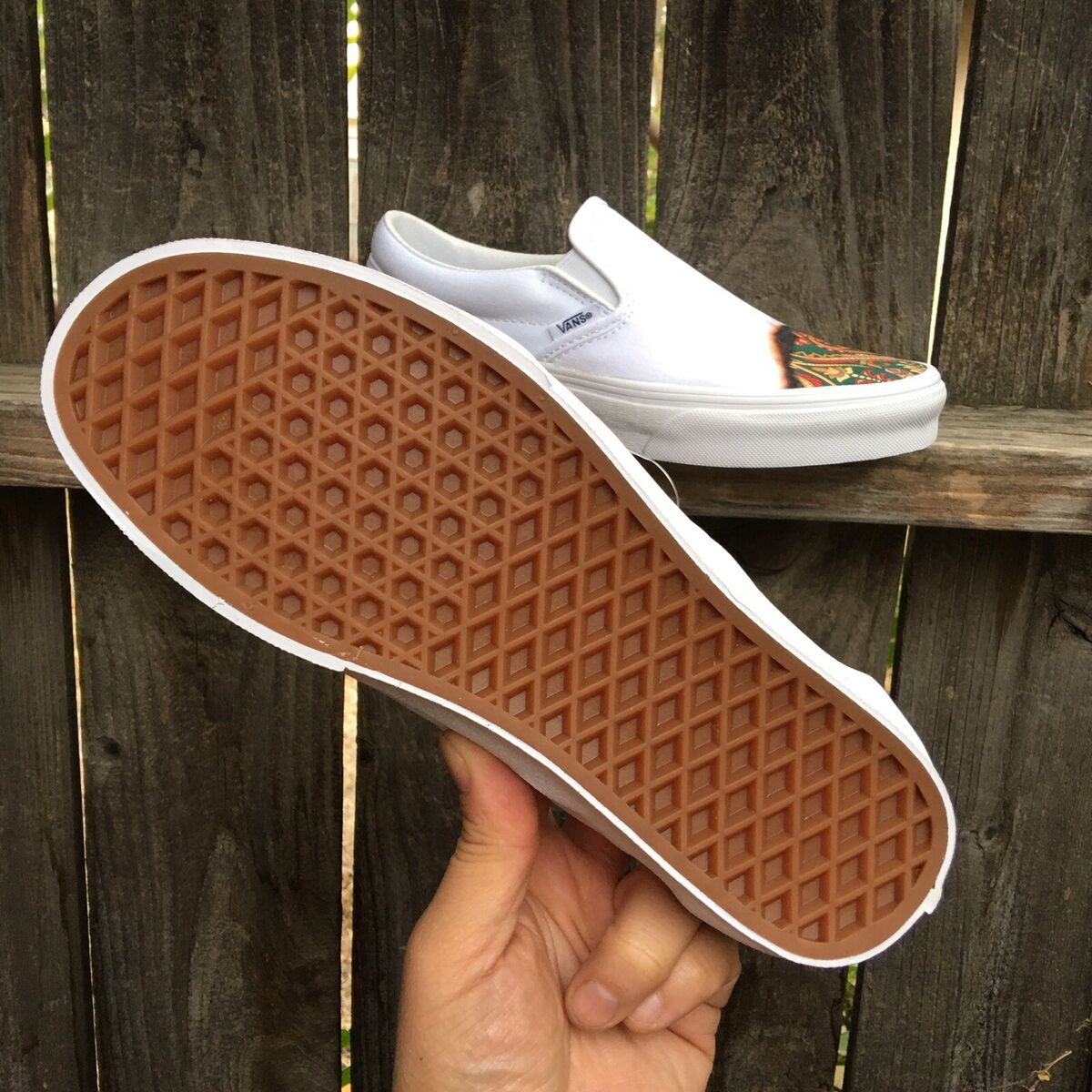 VANS Off the Wall Classic Slip On Shoes Big Reveal True White Men or Woman