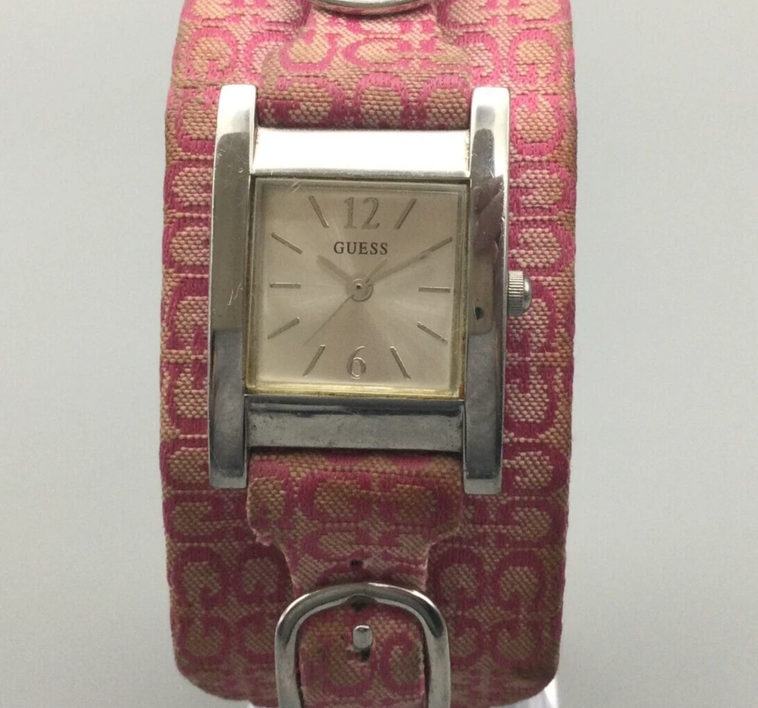 Guess top watch accessories