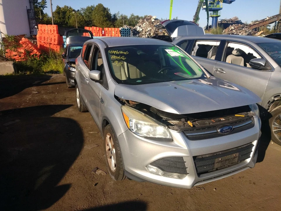 2016 Ford Escape Wiper Motor Silver 7942293 107K Miles OEM Quality Parts - Image 4 of 4