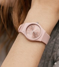 Women’s Quartz Watch Candy Colour Soft Silicone Band Casual Wrist Watch