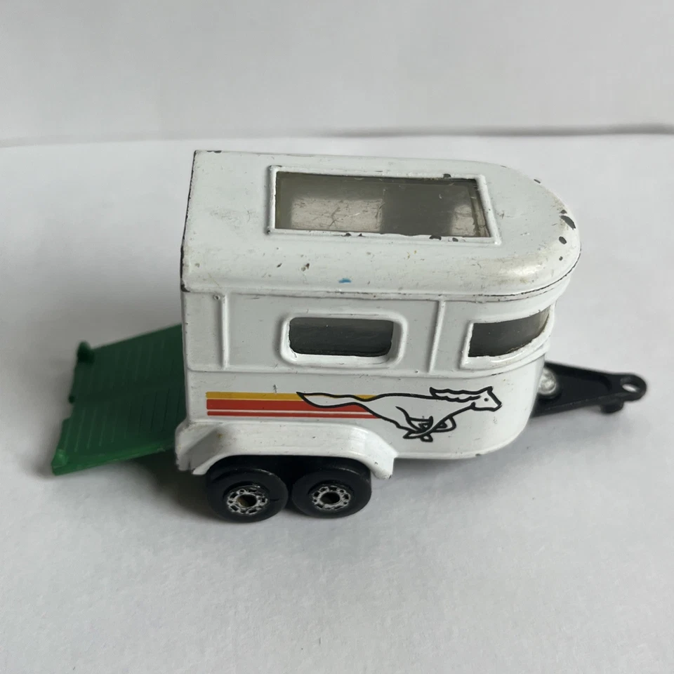 Matchbox Superfast Pony Trailer - Image 3 of 4