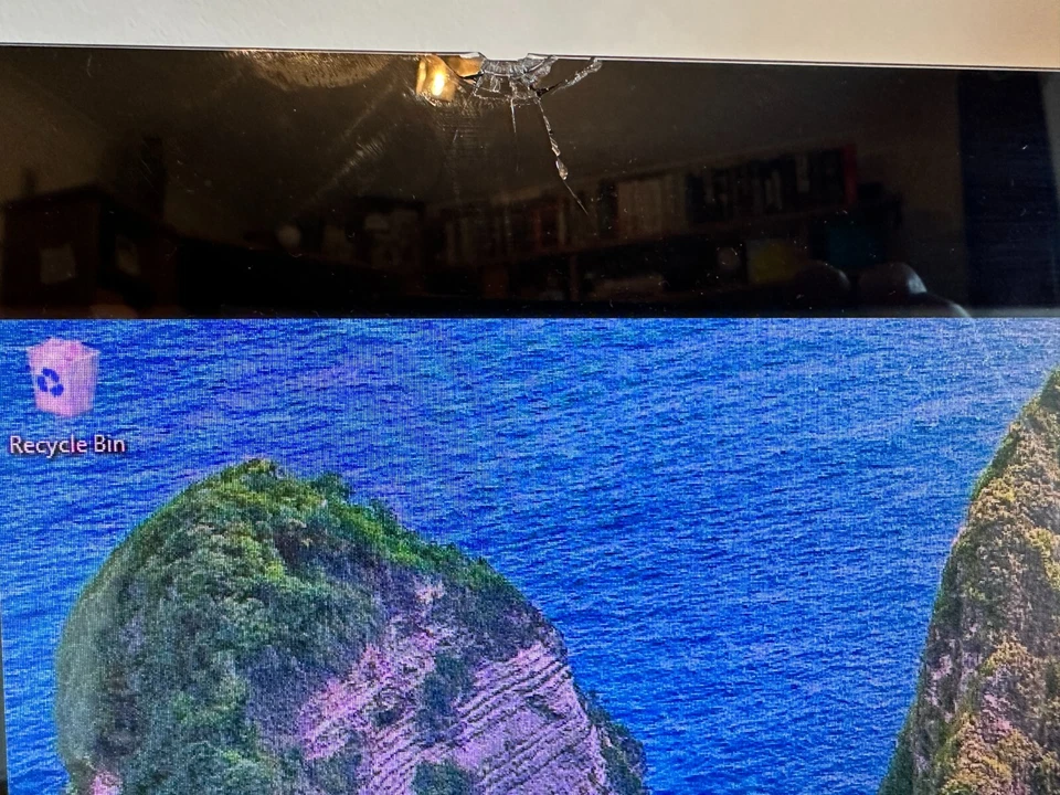 Acer Aspire 5600U Intel® Core™ i3 58.4 cm (23") 1920 x 1080 pixels Touch Screen - Image 2 of 4