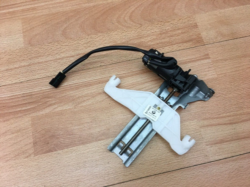 BMW X5 E70 Stellmotor Elektrische Sitzverstellung Vorne Links 8340348-05
