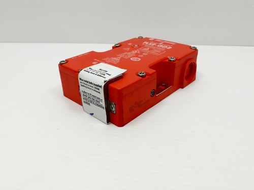 Allen Bradley Guard Master TLS2-GD2 Safety Interlock Guard Locking Switch - Picture 6 of 7