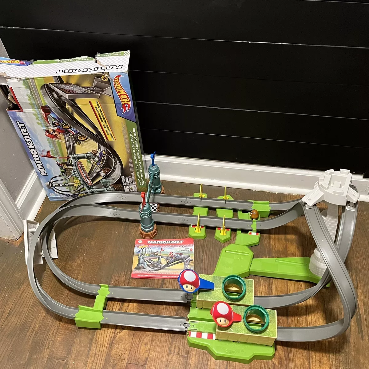 Hot Wheels Mario Kart Circuit Track Set by Mattel GCP27 Track Only