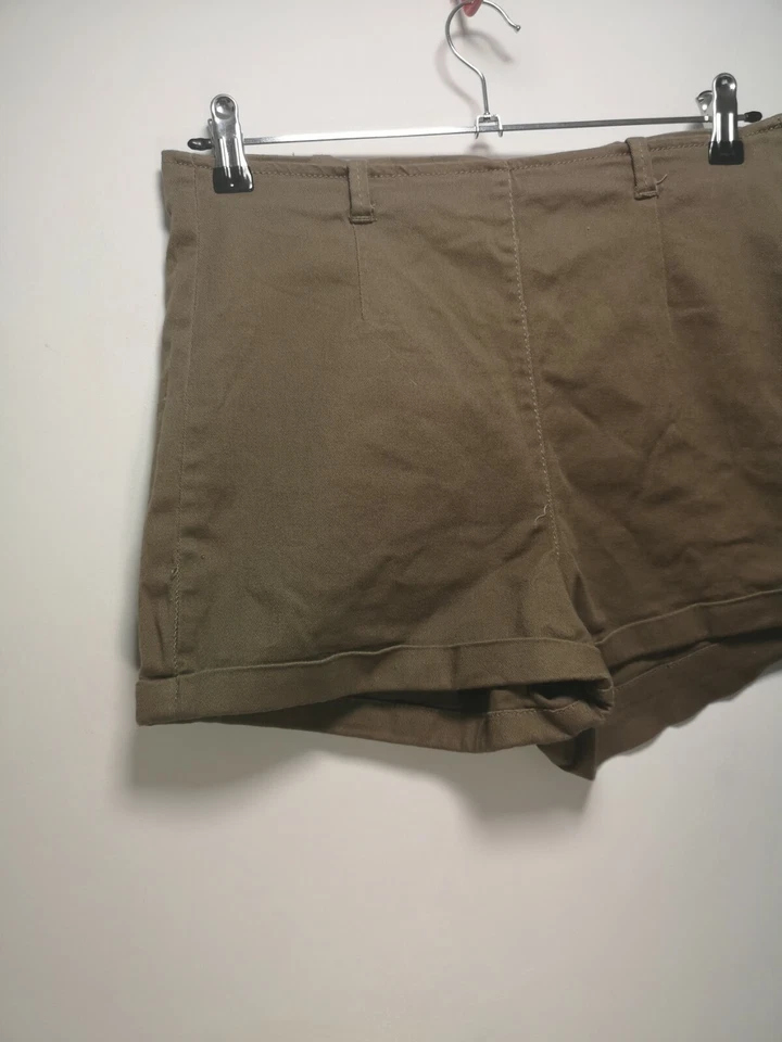 Forever 21 Khaki Green Side Zip Cotton Shorts - Size 16 W30" L2" (51y) - Image 3 of 4