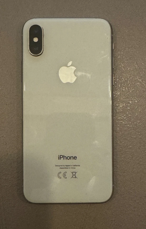 Apple iPhone X 64gb silver usato sbloccato funzionante no face id lcd con riga - Immagine 3 di 4