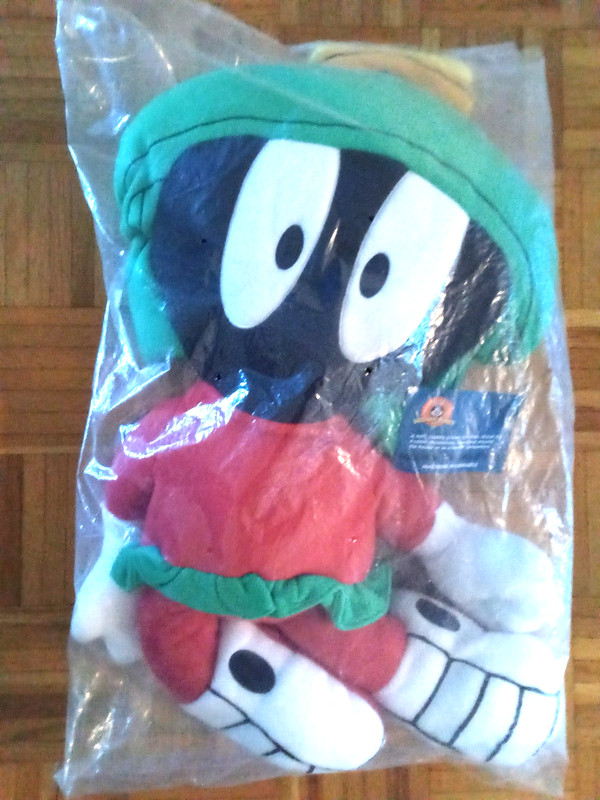 Vintage 1997 Looney Tunes Marvin The Martian Pillow Buddies Big Plush 36 Inch