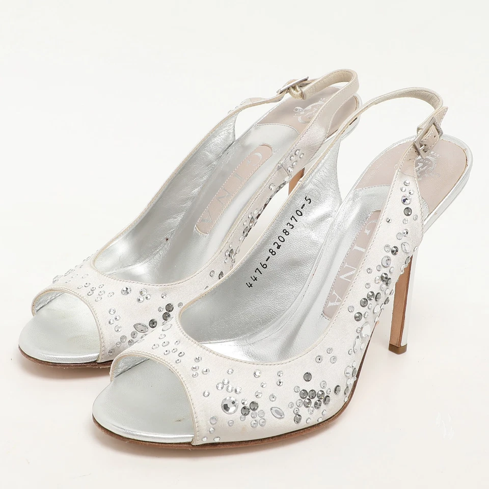 Zapatos de salón Gina plateados con puntera abierta adornados con cristal satinado talla 38 Foto 2 de 4