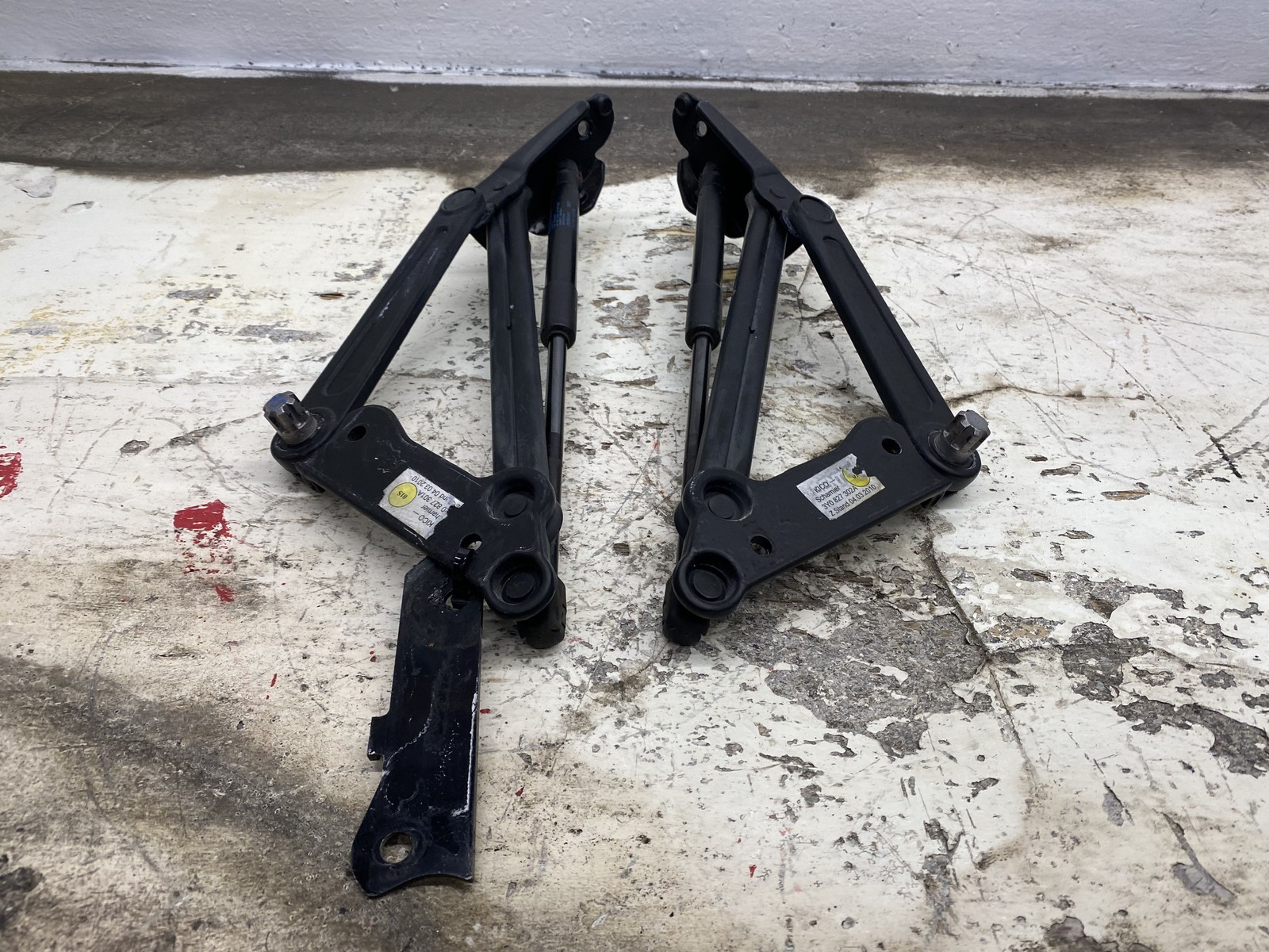 2010-2020 BENTLEY MULSANNE REAR LEFT RIGHT DECKLID HINGES W/ SUPPORT SHOCK SET
