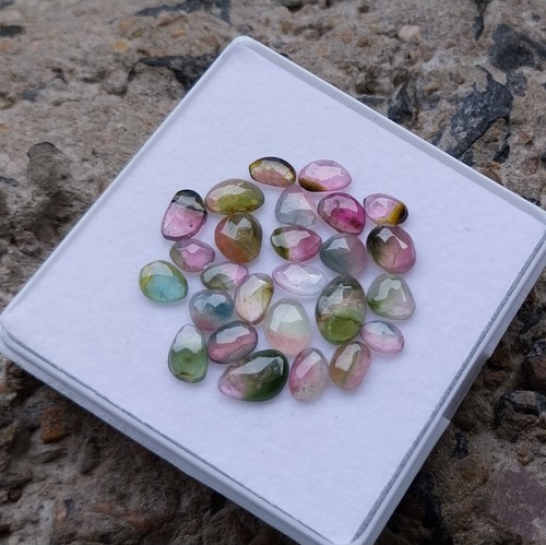 12 Ct Natural Watermelon Bi Color Tourmaline Smooth Rose Cut Slice 26 Piece Lot - Picture 18 of 24