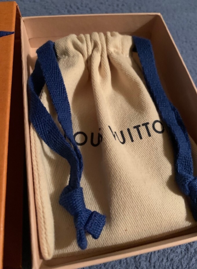 New LV CONFIDENTIAL BRACELET A Must Have Bracelet From Louis