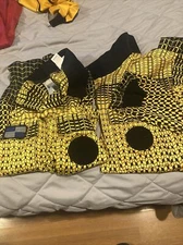 Official Sports Referee Jerseys Soccer. Size Adult Medium. Long and Short Sleeve