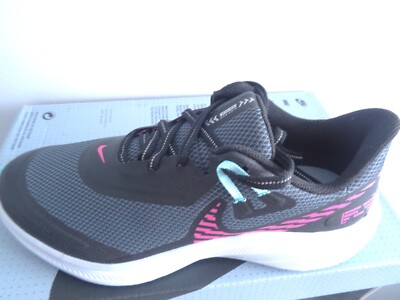 Nike Quest 3 Shield Damen Sneaker Schuhe CQ8893 010 UK 4,5 EU 38 US 7 NEU + KARTON