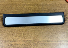 Porte arrière et accessoires Infiniti QX56