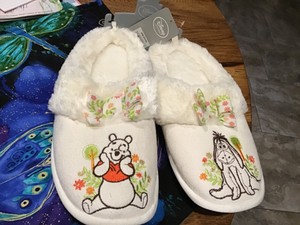 women's eeyore slippers