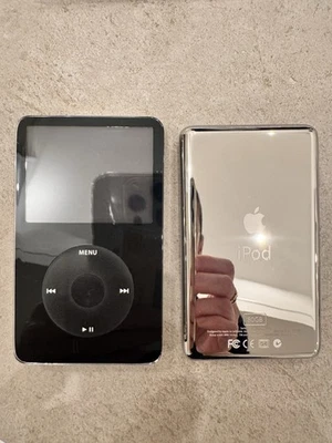APPLE iPOD CLASSIC 5.5th BLACK Wolfson DAC New Battery 80GB Mint - Image 1 of 2