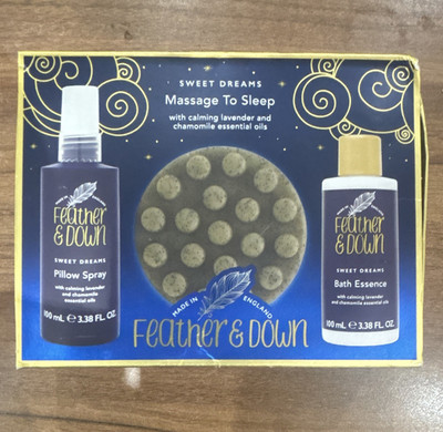 5£ für 3 Schachteln Feather & Dreams beruhigendes Bad Geschenkset Lavendel Spray/Öl/Seife