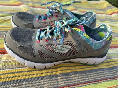 Sketchers Relax Fit Memory Foam Gel Infused Size 8.5 Teal Galaxy Pink