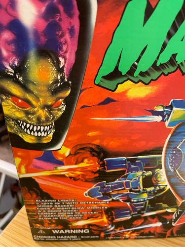 Trendmasters 1996 Mars Attacks! Doom Saucer w/ Martian Pilot-Box New, Sealed Bo - Picture 3 of 7