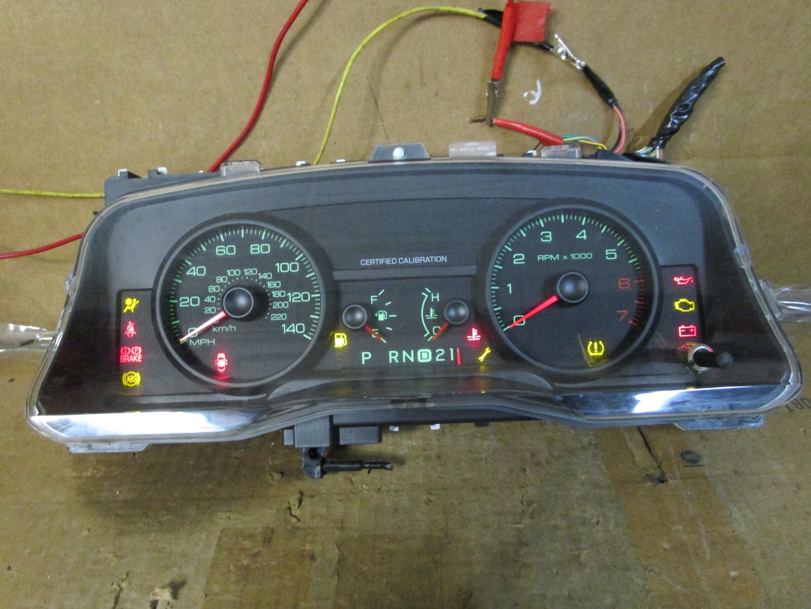 0611 Ford Crown Victoria Speedometer Cluster Gauge Unknown Miles