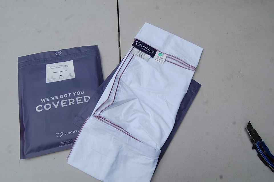 100% Cotton Sateen Pillow Protector Cover - PAIR Pillow Cover - 500 Thread QUEEN - Image 3 of 4