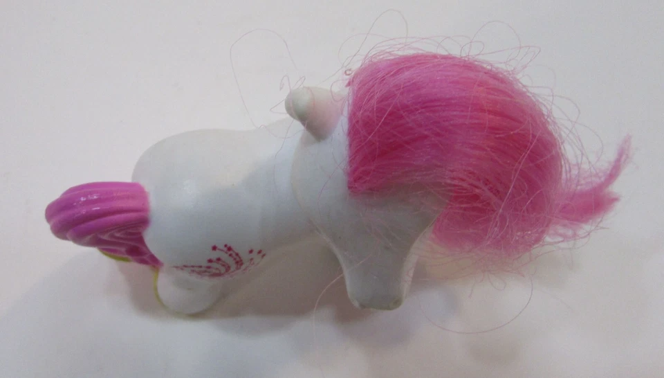 Vintage 2005 McDonald's 3" Tall My Little Pony Star Swirl White 2 Pink Mane Tail - Image 2 of 4