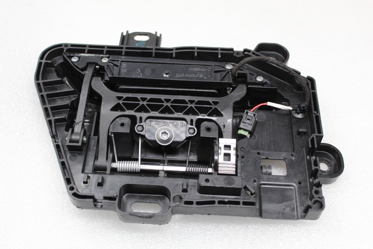 2016-2020 Tesla Model S Front Left Exterior Door Handle Outer