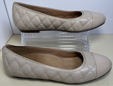Vionic Womens Desiree Beige Cap Toe Quilted Ballet Flat Shoes Size 9