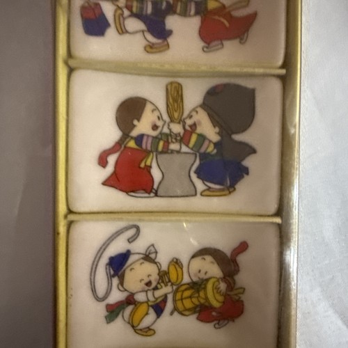 Juego de 5 reposapalillos pintados a mano hechos en Corea vintage c.1980 - Imagen 6 de 7