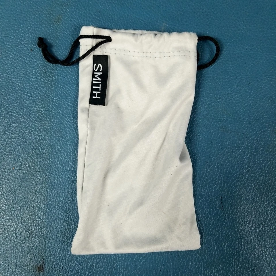 Smith Optics Reverb Sunglasses Matte White Chroma Pop Red Mirror Low Light 2Lens - Image 2 of 4