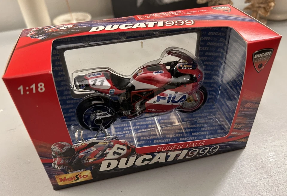Ducati 999 Ruben Xaus Maisto 1:18 Die-Cast World Superbike Racing FILA NIB New - Image 3 of 3