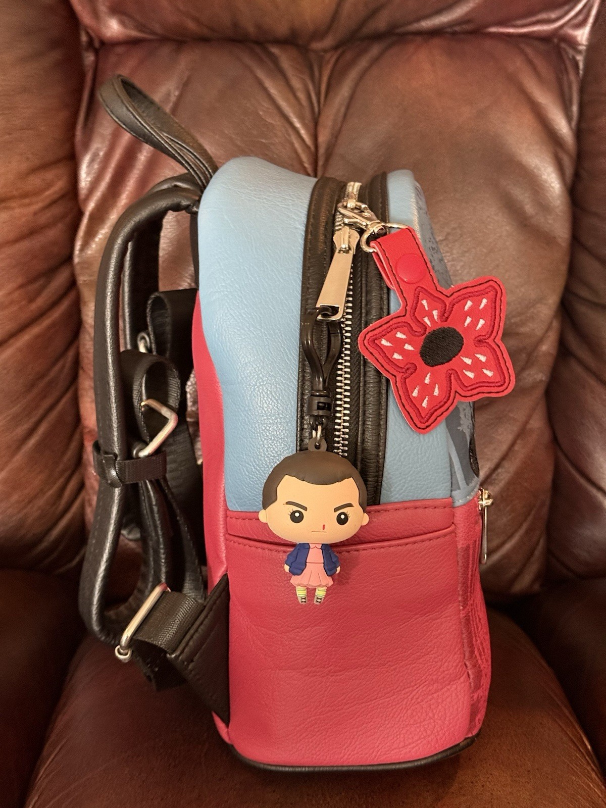 READ DESCRIPTION Loungefly Stranger Things 2019 S… - image 5