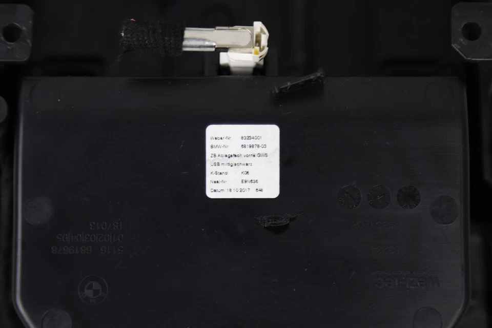 BMW 530I 2017-2022 consola central delantera portavasos bandeja almacenamiento OEM 51166819878 Foto 4 de 4