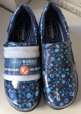 Women's Easy Works by Easy Street Slip-on Clogs Blue Dot Patent 6.5 NEW