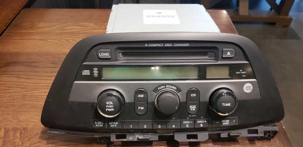 2005-2010 Honda 39100-SHJ-A400 Odyssey Receiver Radio Six 6 Disc