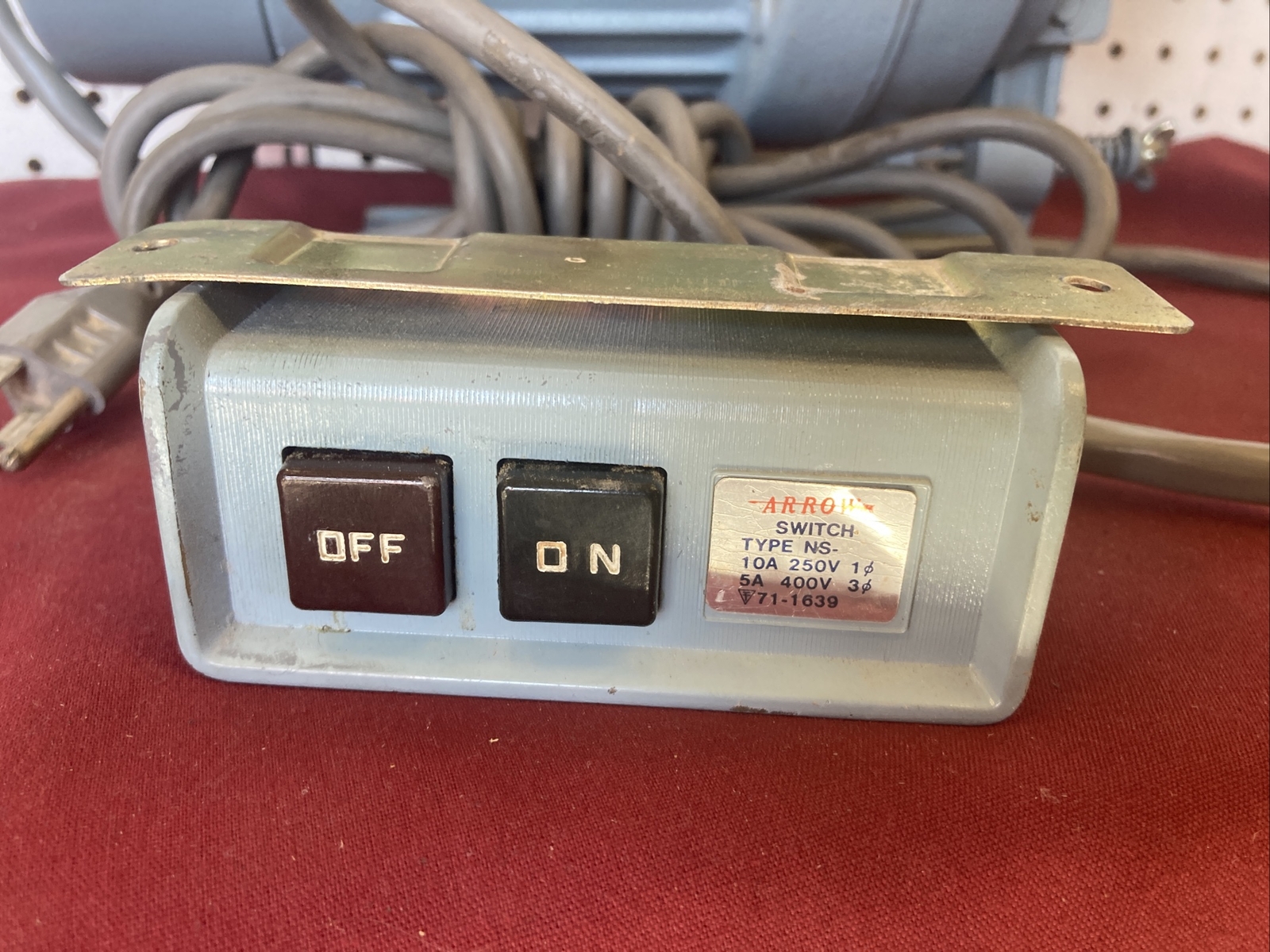 ARROW CLUTCH MOTOR NS414 1720 R.P.M. Industrial Sewing Machine Motor