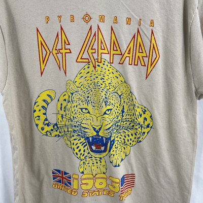 Def Leppard　モトリークルー　Tシャツ Def Leppard T-shirt, Vintage Rare White Tour Shirt, Heavy Metal