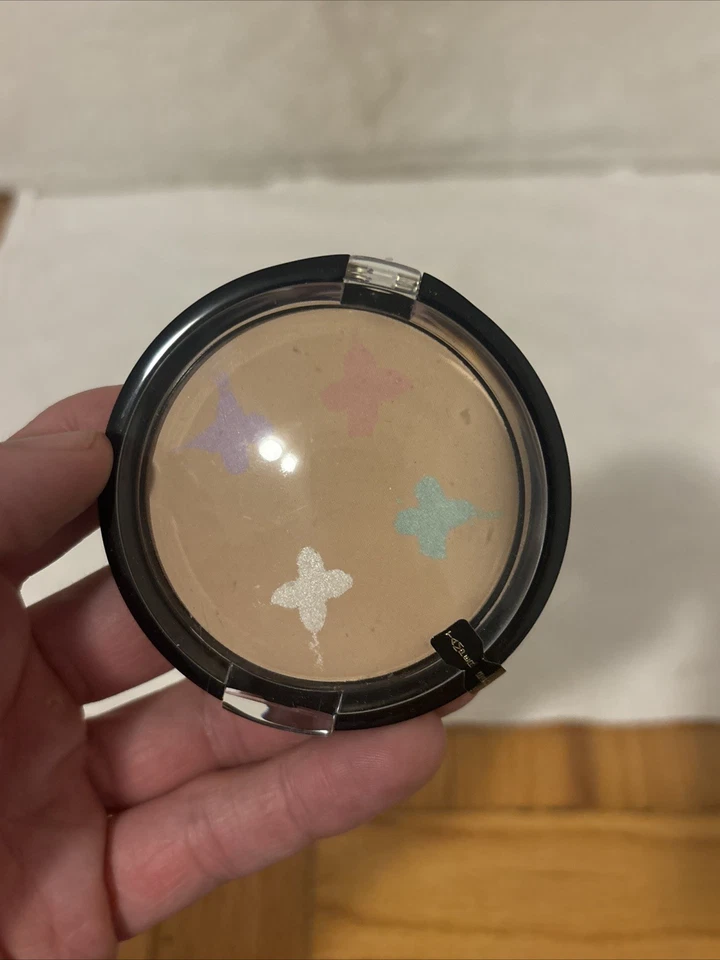 Signature Club A Pressed Flowers Brightening Powder .24 oz NEW SEALED FREE SHIP - Image 2 of 4