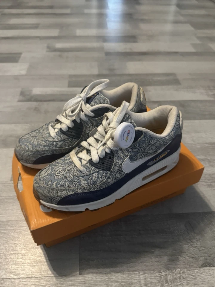 Nike Air Max 90 Liberty 🗽 654846-400 Size UK 4 EU 37.5 - Image 4 of 4