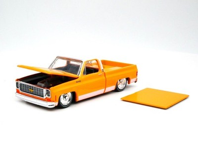 1973 CHEVROLET CHEYENNE 10 RACING ORANGE 1:64 SCALE DIECAST COLLECTOR MODEL  CAR