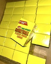Juego de baloncesto Fleer Update 1990 sellado de fábrica de estuche 100 tarjetas 36 años de antigüedad
